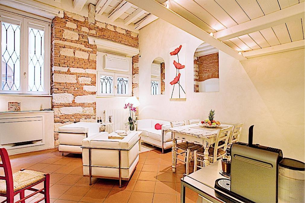 Le Cadreghe Apartments 베로나 외부 사진